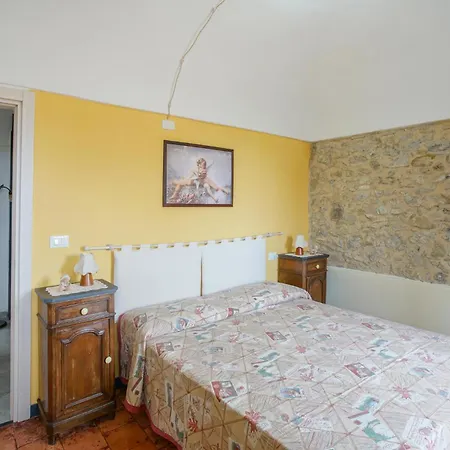 Ferienhaus Stunning In Costarainera