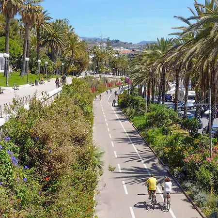 Stunning In Сasa de vacaciones Costarainera